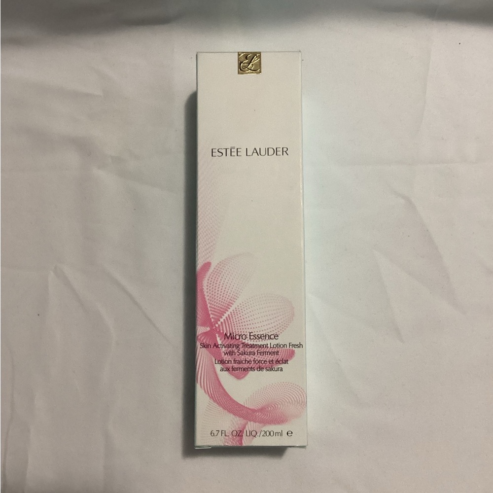 Estée Lauder Micro Essence Treatment Lotion Toner